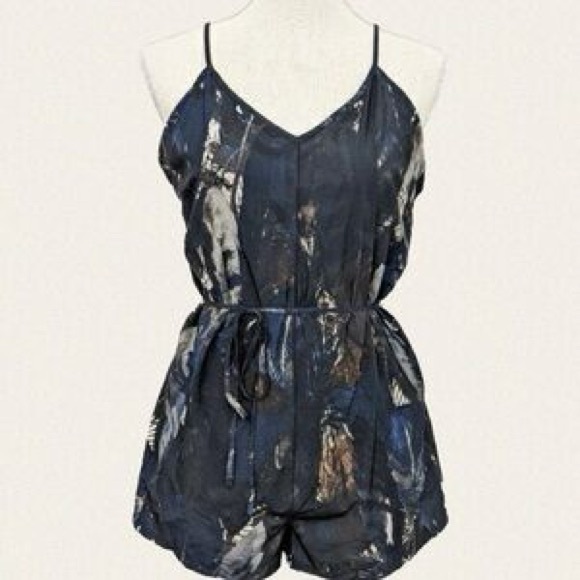 lululemon Wanderlust Pilgrim Romper RARE - Picture 1 of 7